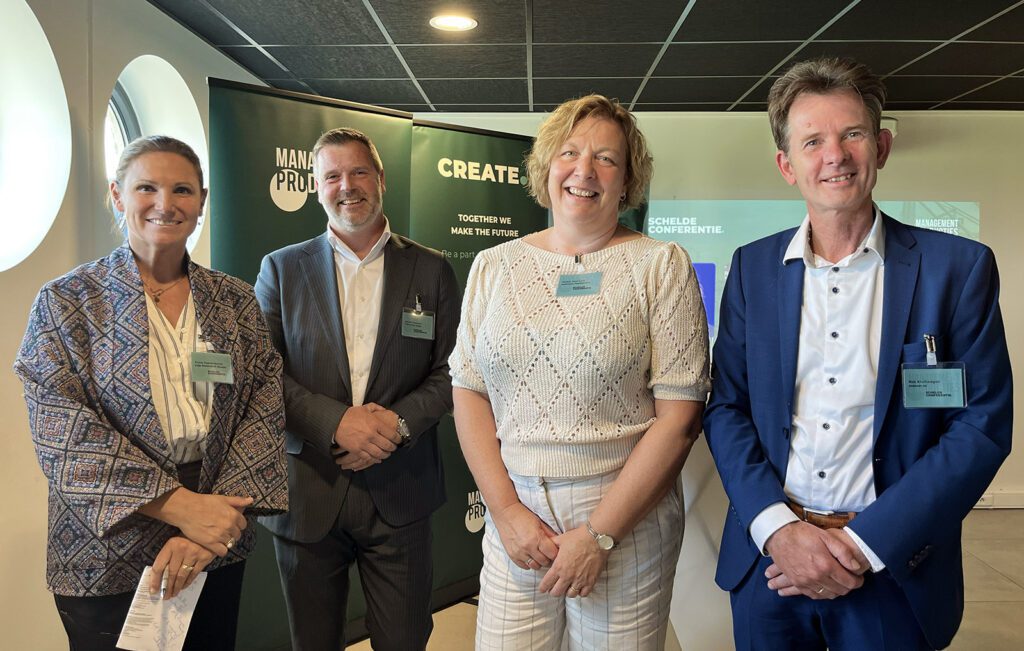 elvira haezendonck (professor, free university of brussels (vub)), steven peleman (ceo, triple helix group), saskia walraedt (director, essenscia polymatters), rob kruitwagen (general manager municipal solid waste services bene, indaver)
